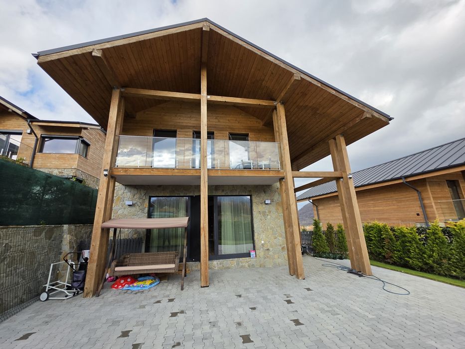 Cabana Glajerie,,Maggie’s Ranch,,