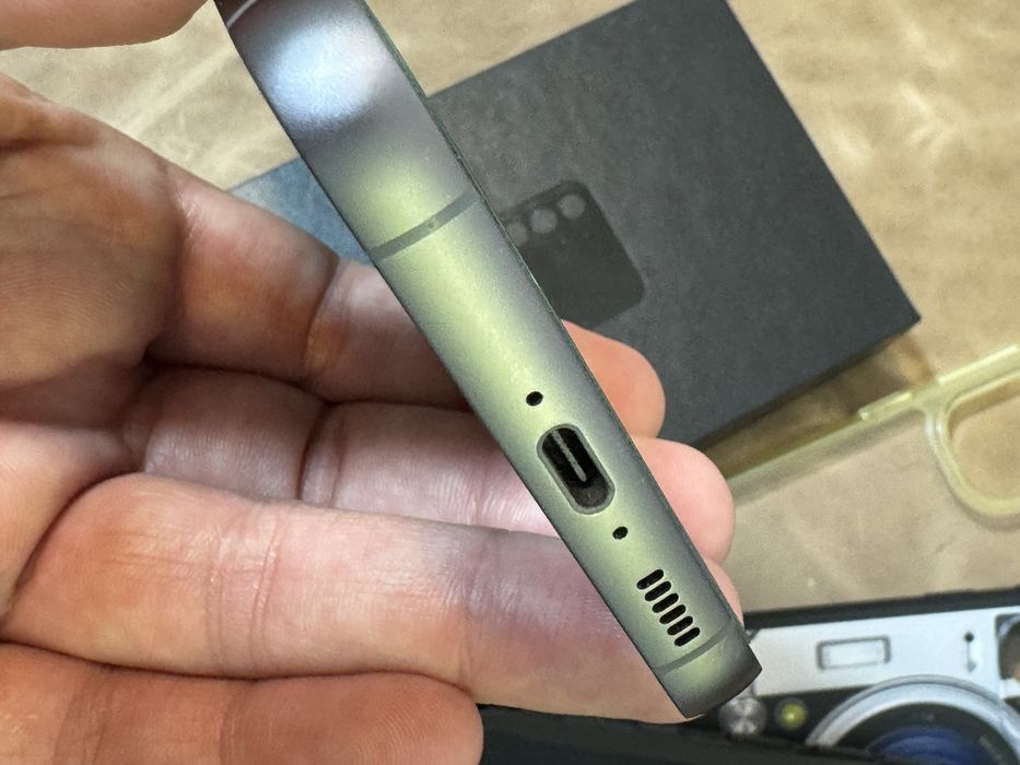 Samsung S23 FE Graphite 128gb full box