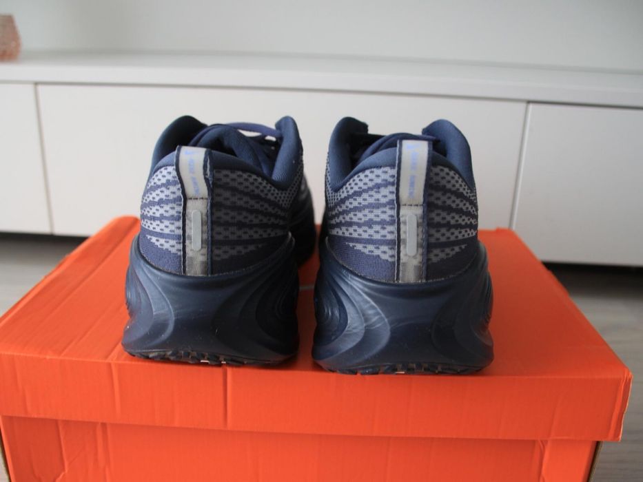 Nike Vomero Plus