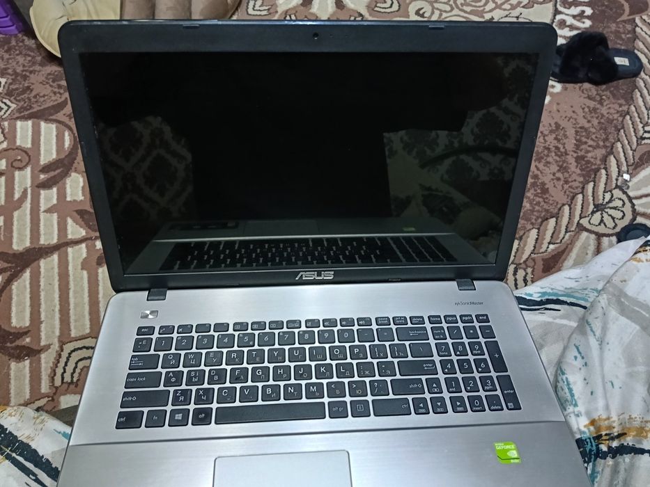 Ноутбук Asus