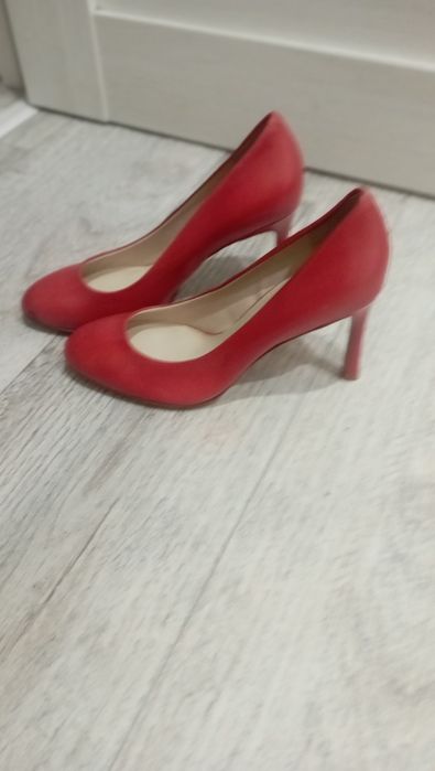 Туфли женские продам