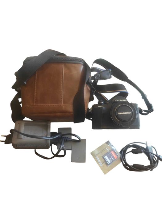 Olympus OM-D E-M10 Mark II и Olympus M.Zuiko Digital ED 14-42mm f/3.5-5.6 EZ