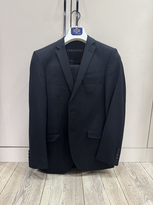 Костюм мужской темносиний и черный