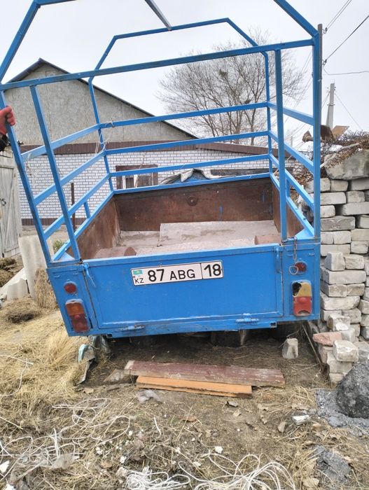 Прицеп на лехковой овтомобил