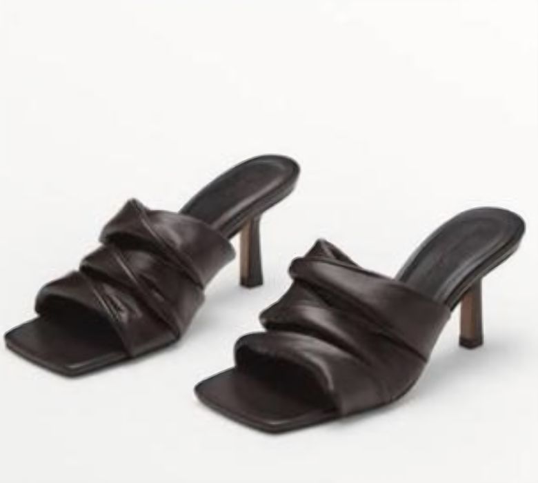 Дамски обувки на ток Massimo dutti