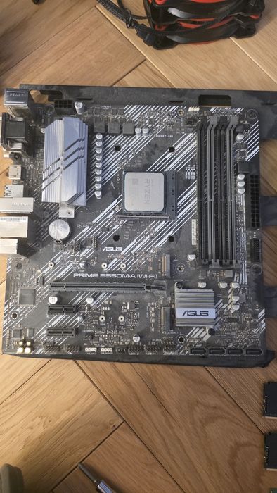 AMD RYZEN 5 3600 + placa baza Asus B550M-A wifi + 16 gb ram  KINGSTON