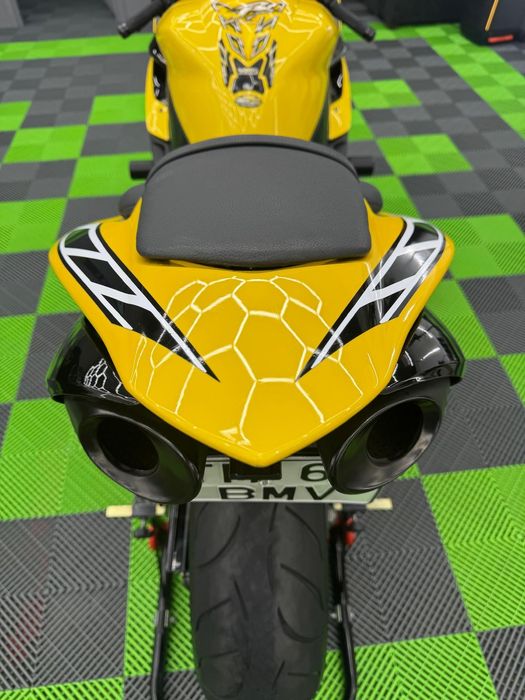 Yamaha R1 2005 Rn12
