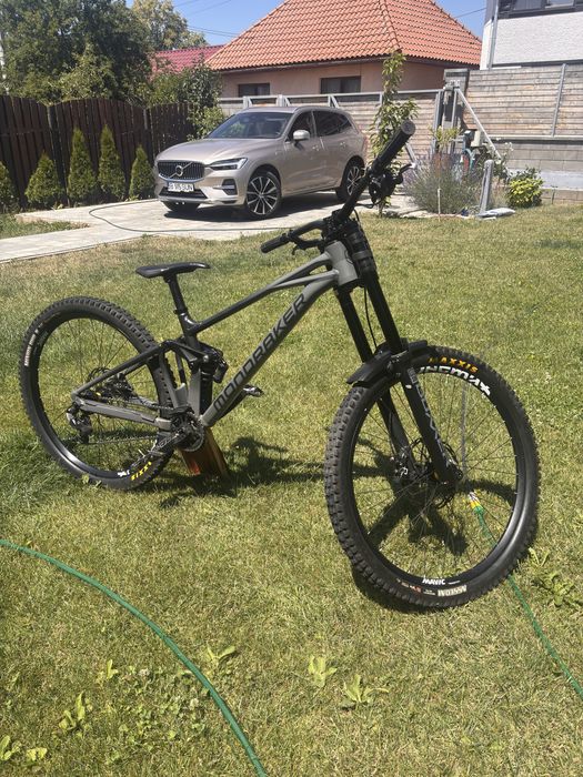 [URGENT]  Bicicleta DH MTB Mondraker Summum 2024