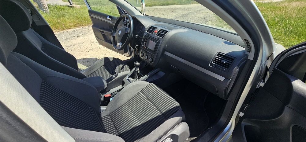 Golf 5 1.6 benzina