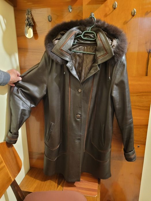 Haina piele maro, dama, 52-54