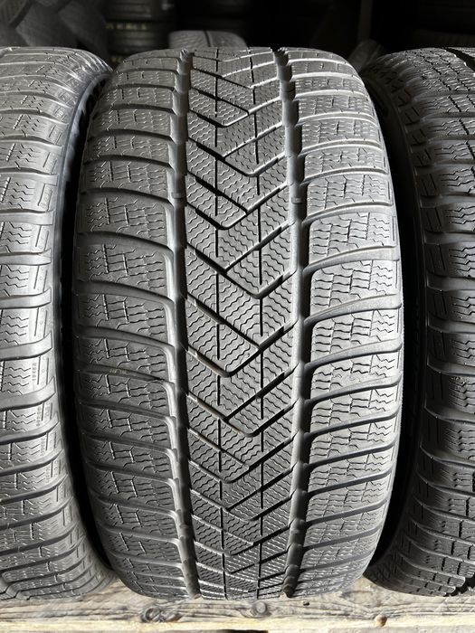 4 anvelope iarna 255/40/18 + 225/45/18 , Pirelli , RunFlat , BMW* , DOT 2024 , 6-7 mm !