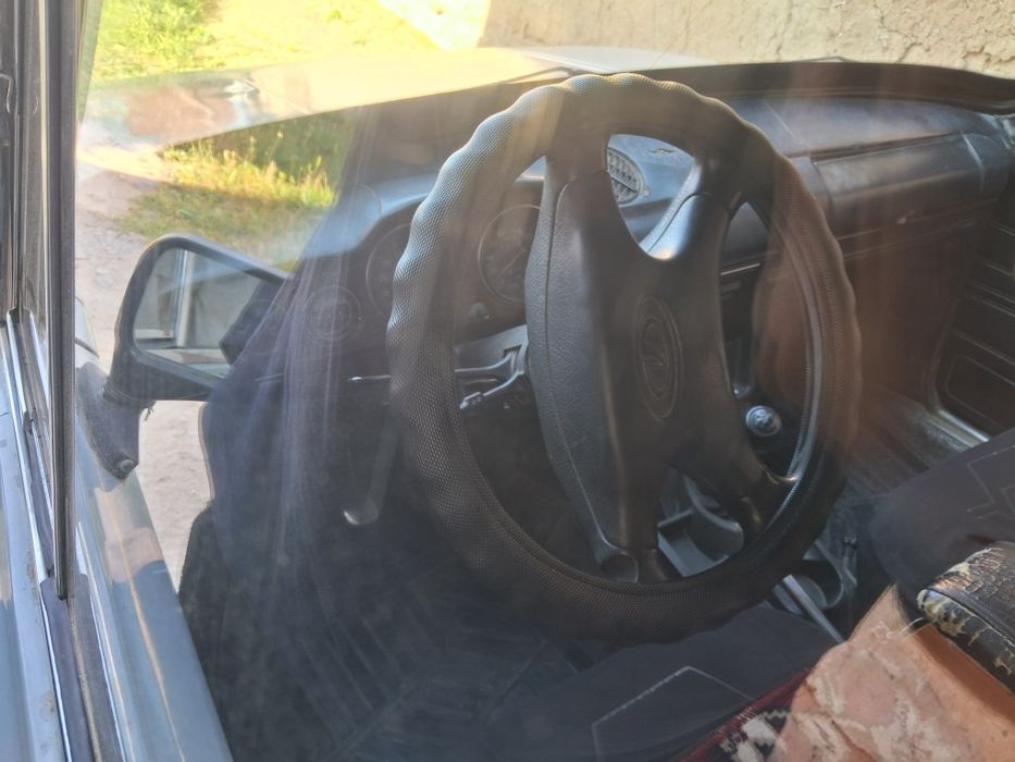 Машина сотилади ваз 2101