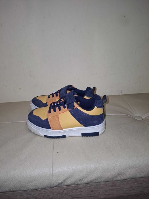 Детски обувки за момче!