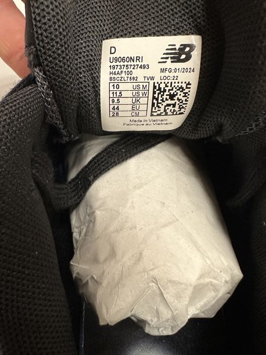 New Balance 9060 “Triple Black(Leather)”