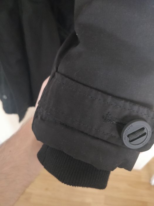 Geaca iarna parka barbati Bershka