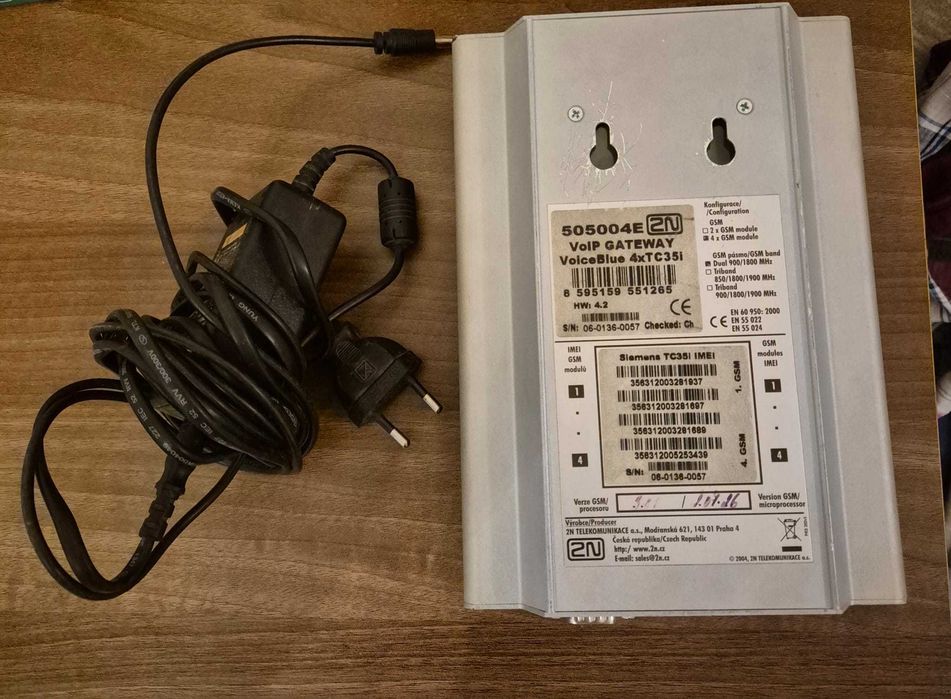 2N VoiceBlue Lite. 4 Channel Voip GSM Gateway, 505004E