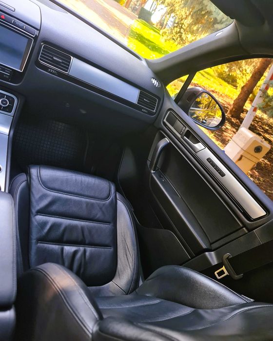 Volkswagen Touareg 3.0 TDI 262 CP (Euro 6 fara adblue)