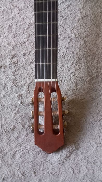 Китара YAMAHA C30M