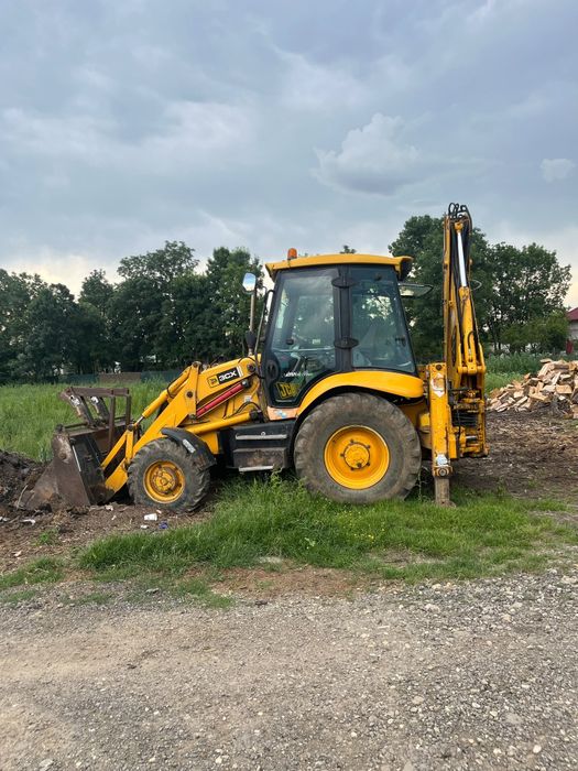 Buldoexcavator JCB 2006