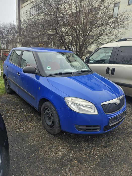 Vând skoda fabia