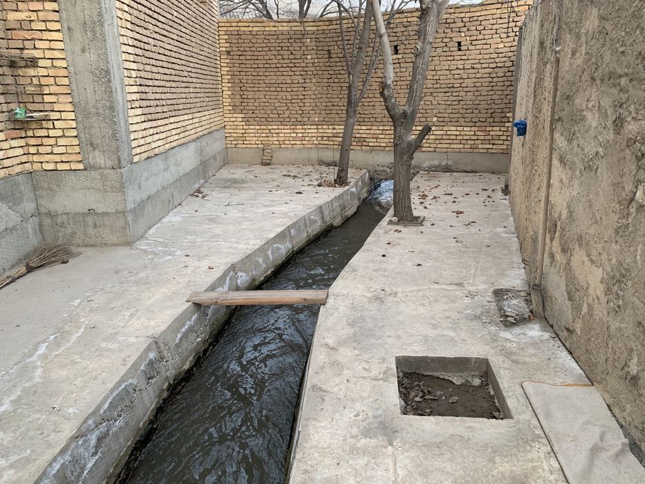 Xovli sotiladi 8 sotix