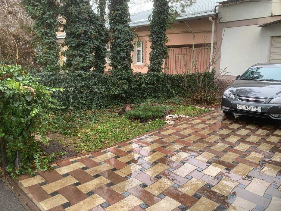 Махалля Саломатина. 2х этажный угловой дом 3.4 сотки 4 комнаты. 180м2.