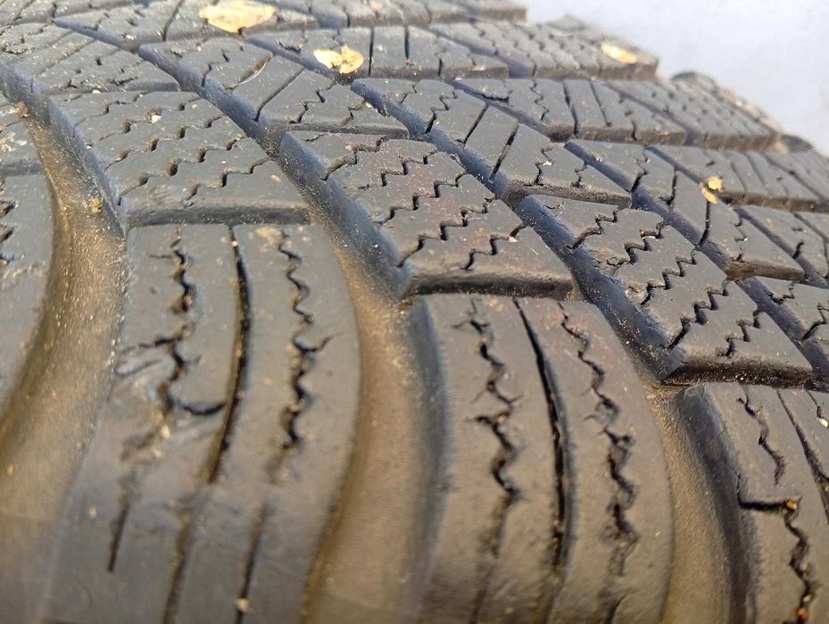 Зимни гуми с джанти 15" Mercedes 6.5J ET37 мерцедес