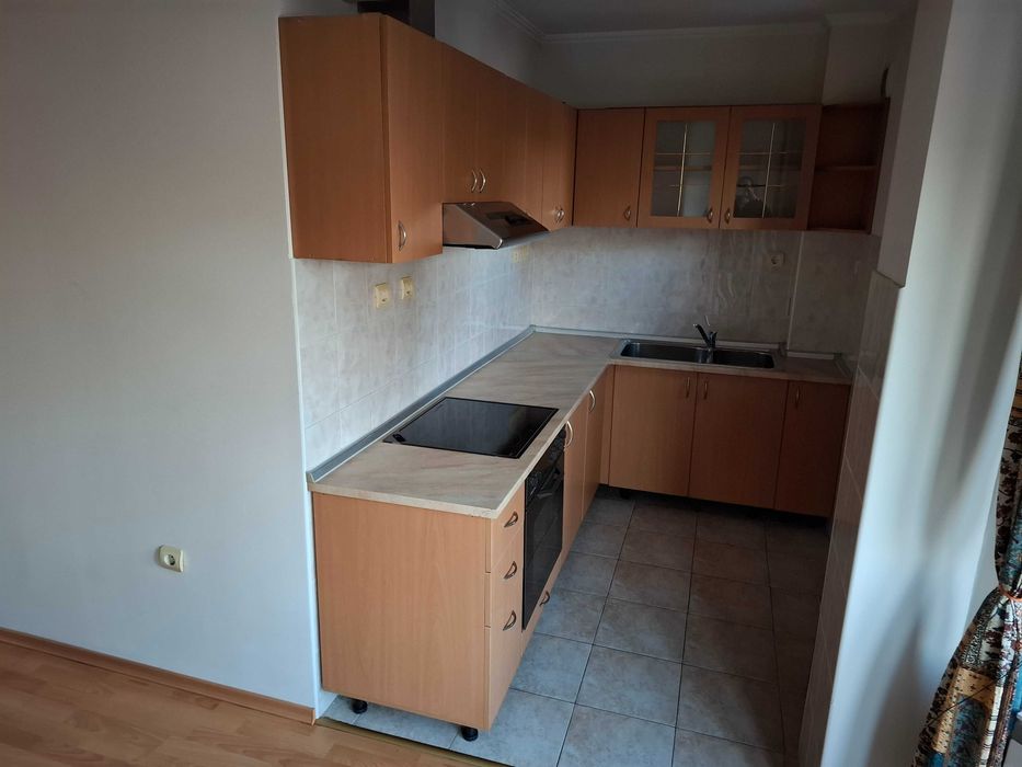 Кухня с ел. Уреди