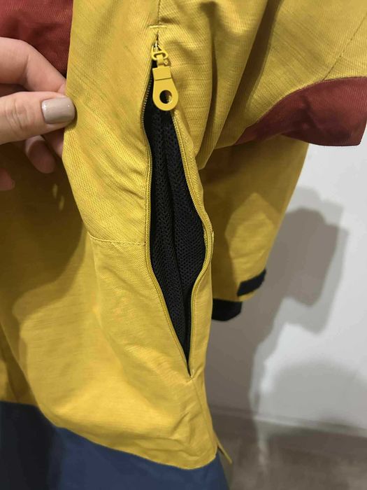 Дамско яке за ски Icepeak