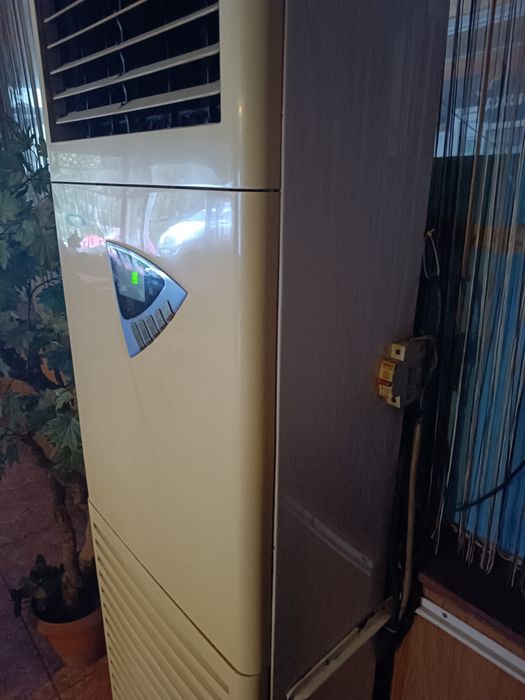 Климатик колона работи перфектно