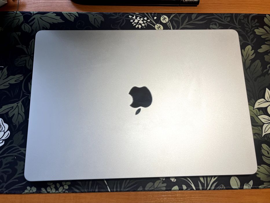 MacBook Air 15 8/512gb