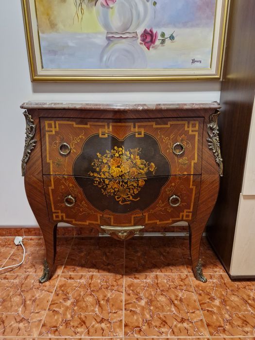 Страхотен антикварен френски скрин шкаф