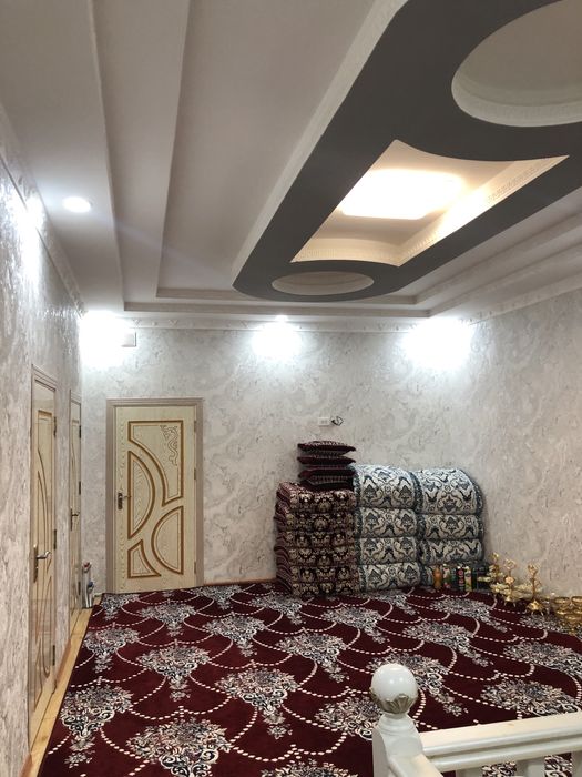 Xiva shaxrida shukrona bazar arqasinda