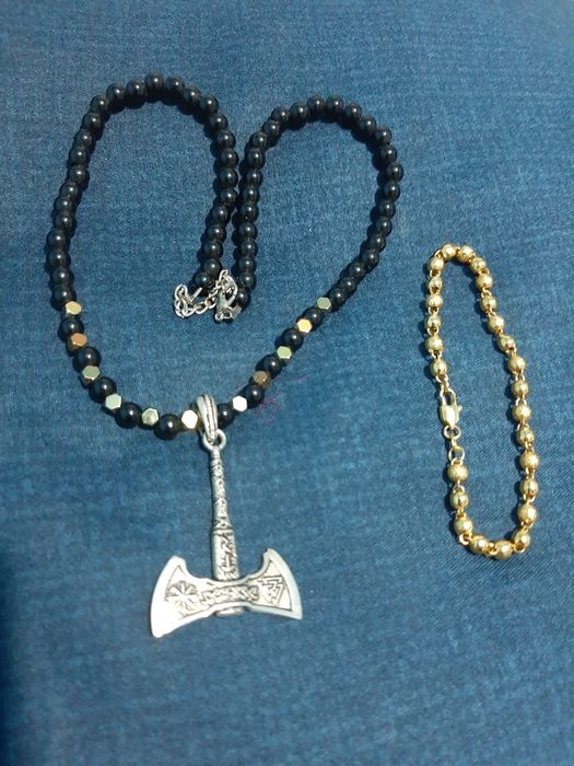 Lanț  și  brățară