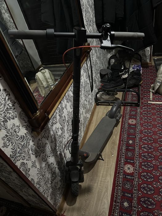 Продам самокат xiaomi 5