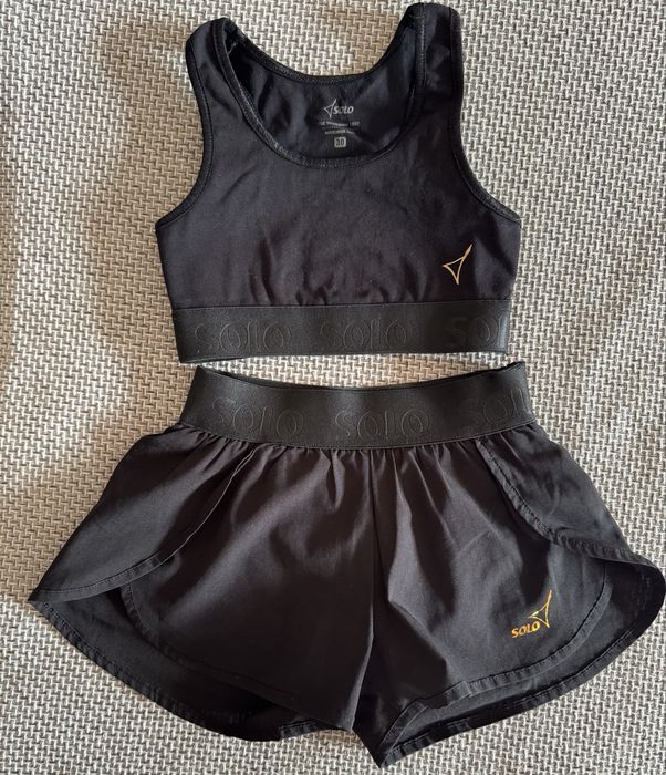 Топ и шорты для спорта
