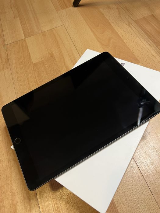 iPad 7th Generation Wi-Fi