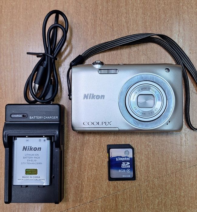Nikon Coolpix (14.0пикс, 5х зум,HD видео,комплект, сост хорошее)