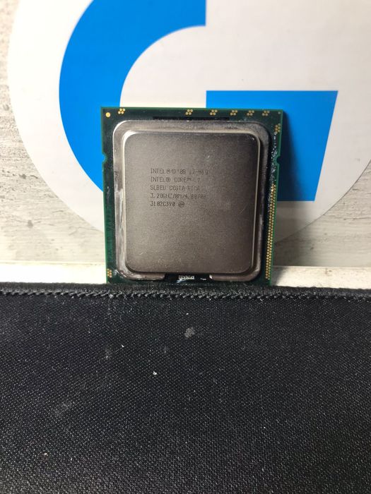 комплект: мат плата, процессор, озу