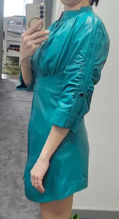 Плащ кожаный зелёный