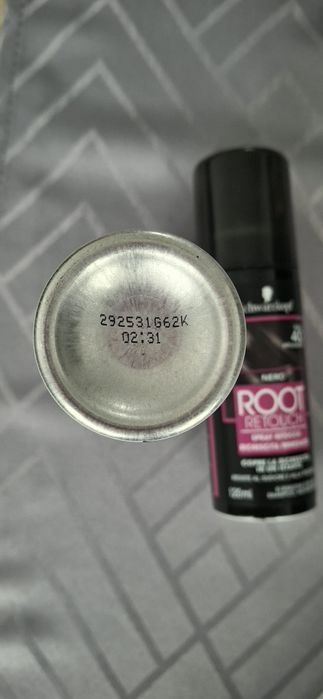 Spray negru pt firele albe