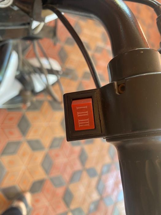 Продам мопед электрический