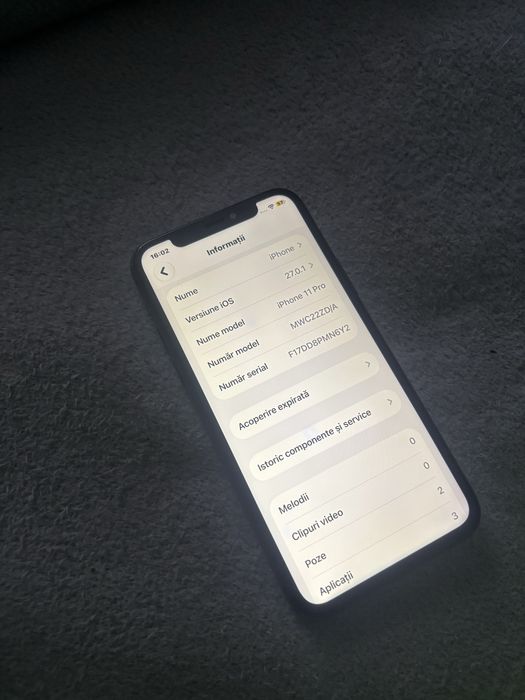 Vând iphone 11 pro