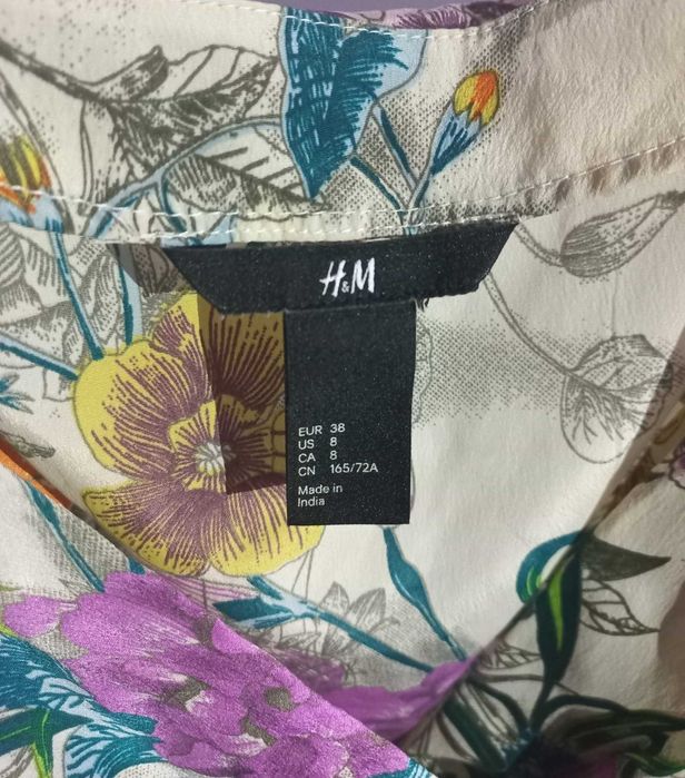 Rochie H&M scurta pentru femei, model floral, marimea EUR 38/M Noua!
