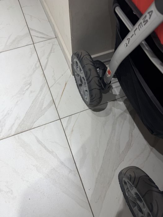 Коляска в отличном состоянии