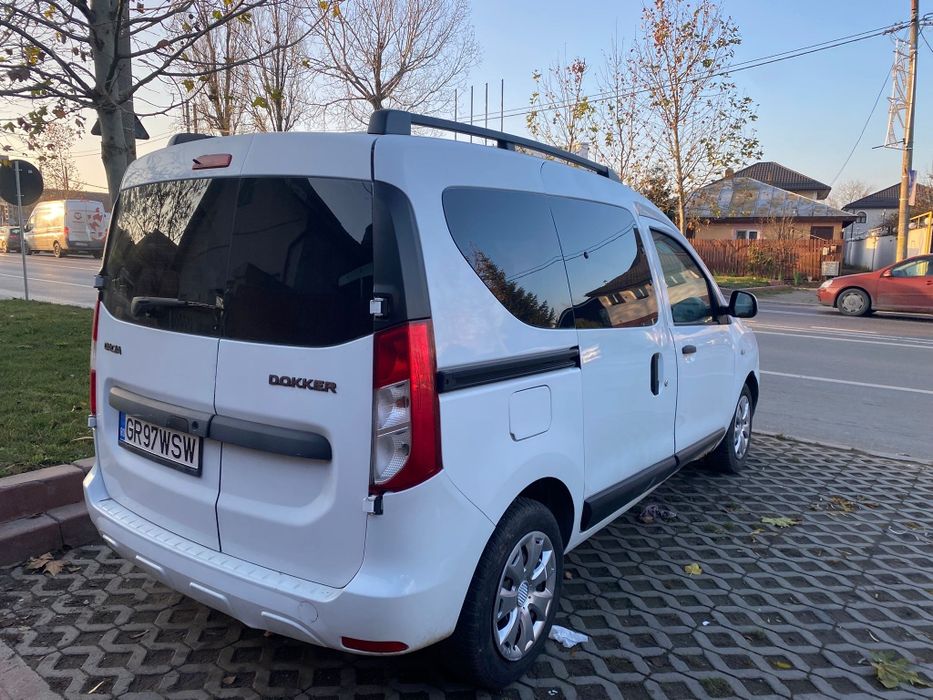 Vind Dacia Dokkar an 2014 mot 1,5 mot  km  208000km   functional