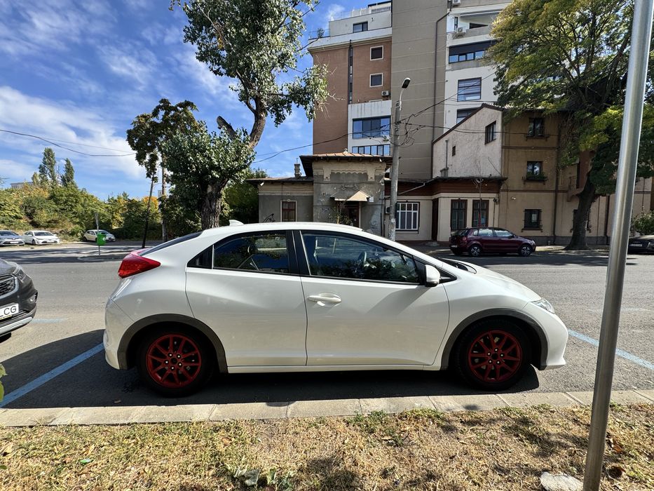 Honda Civic 1.8 i-VTEC 141 CP AUTOMATĂ – GPL STAG/Tomasetto – Piele – 2013