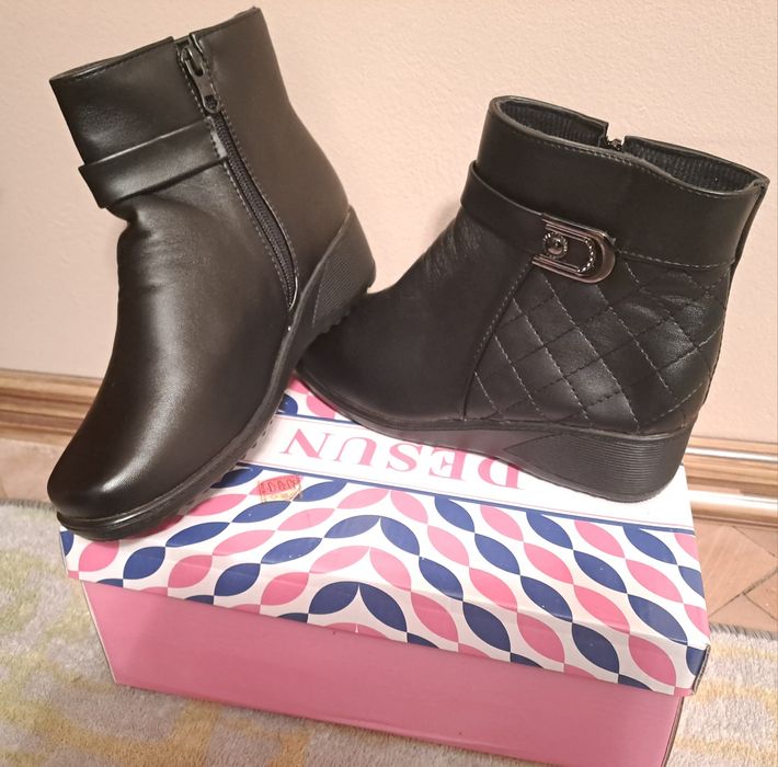 Дамски боти-15лв