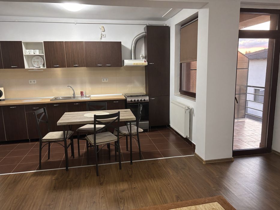 Inchiriez apartament 2 camere zona Unirii / Pta de vechituri