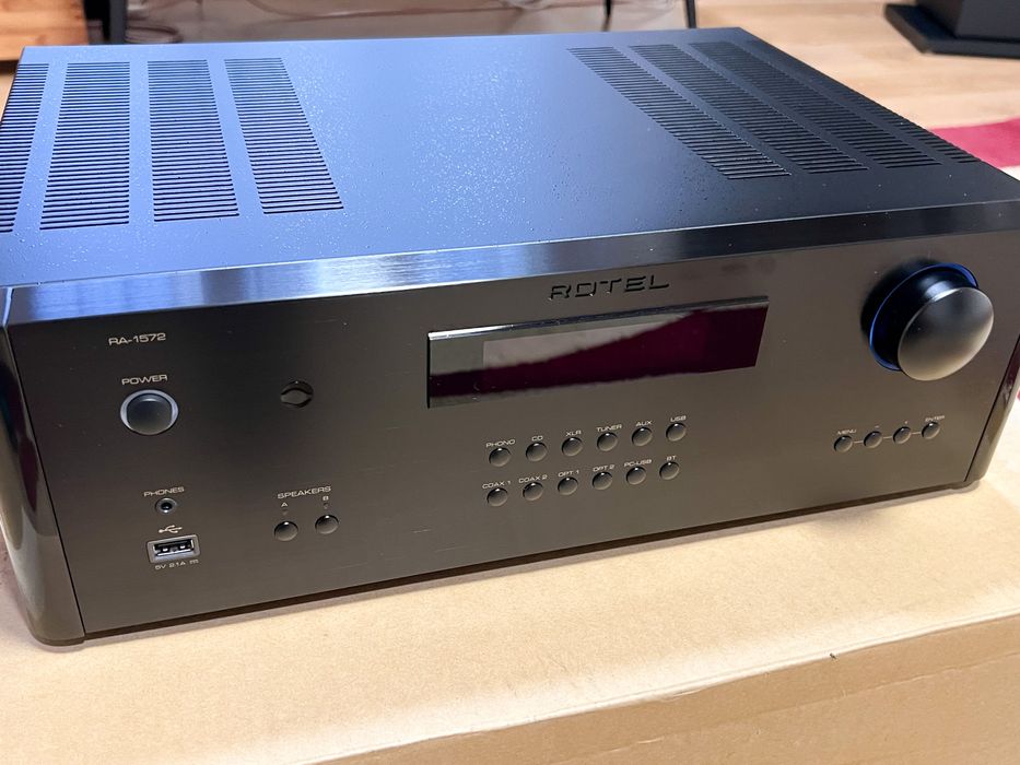Интегральный усилитель ROTEL ra 1572